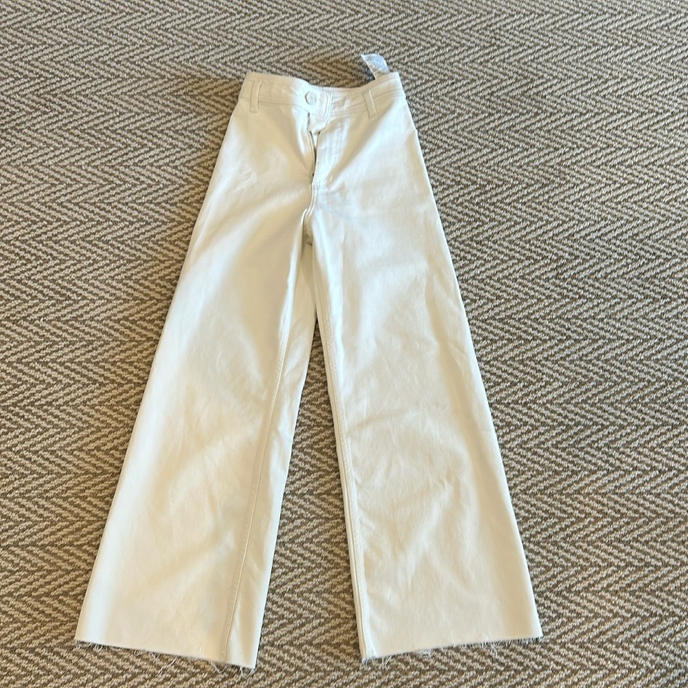 White Zara jeans high waisted size 34 European USA is size 2